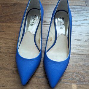 Michael Kors Leather Kitten Pump Size 6